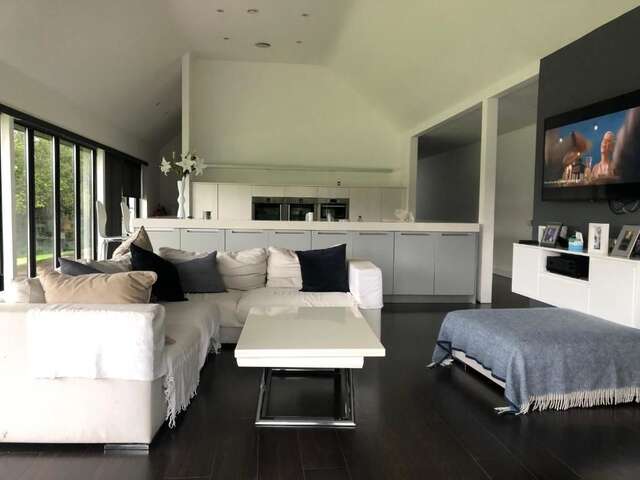 Дома для отпуска Modern open plan with private outdoor space Леттеркенни-18